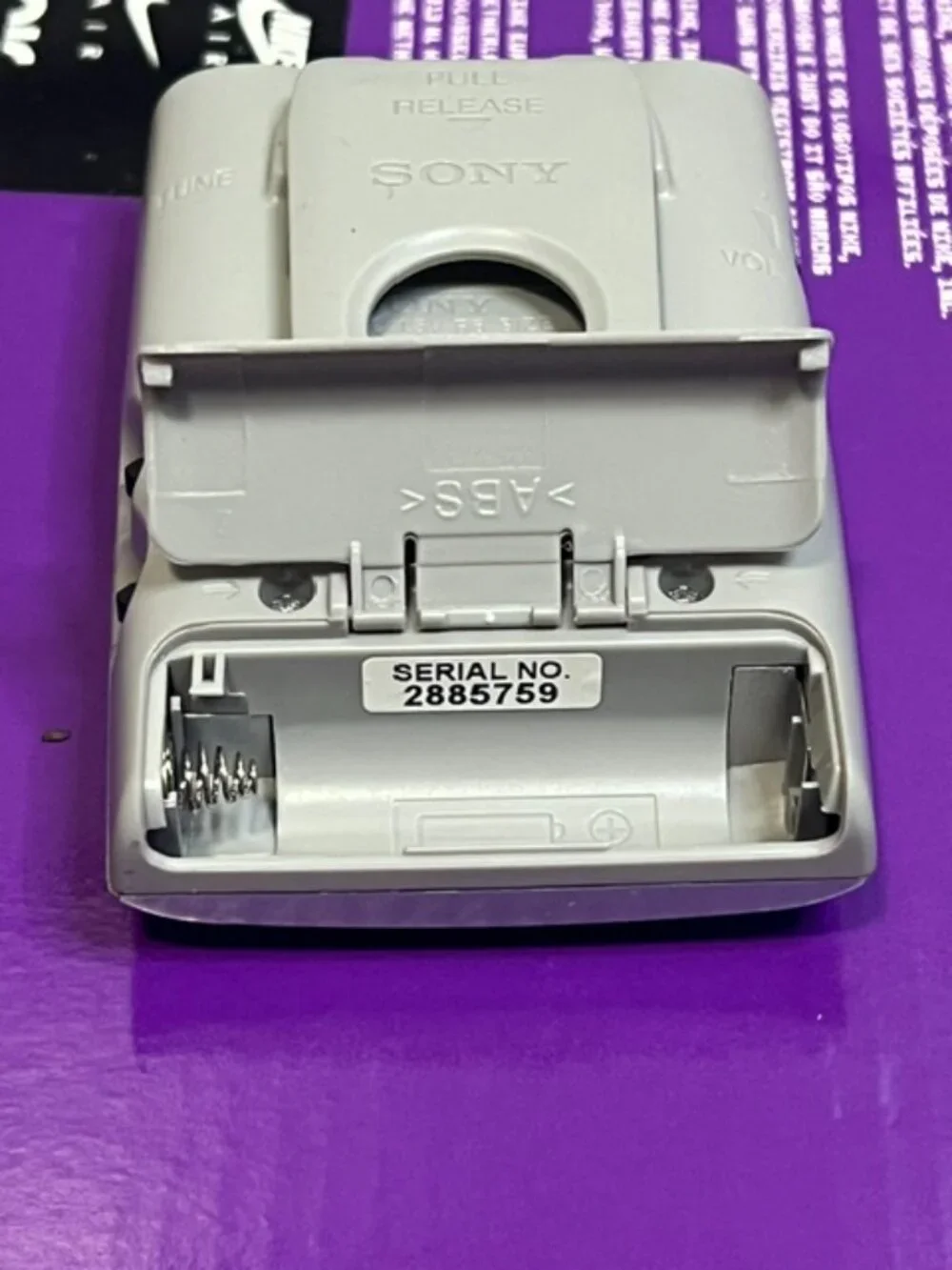 Sony Walkman FM/AM Radio SRF-59 Silver Gray W/ Belt Clip Used Working Tested